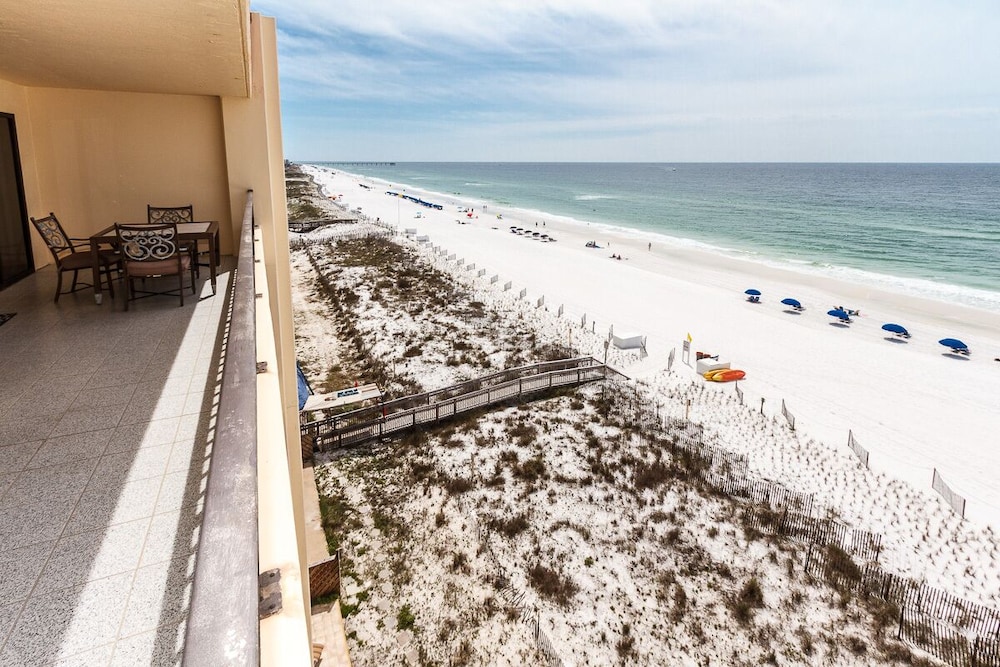 Surf Dweller 709 by Brooks and Shorey Resorts