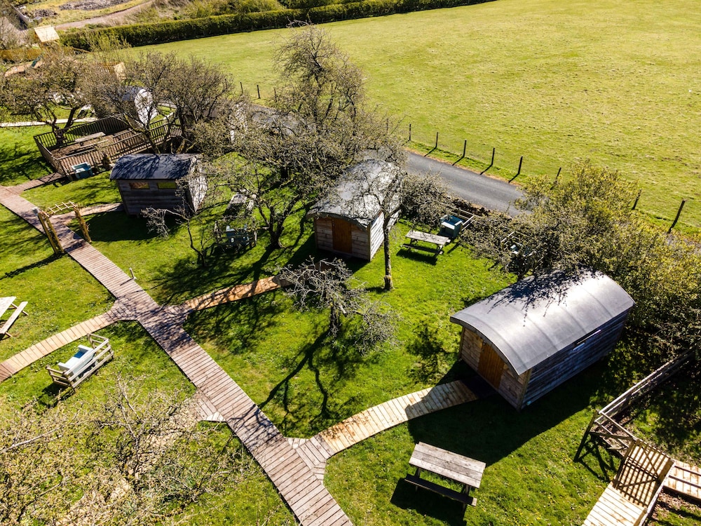 Orchard Hideaways