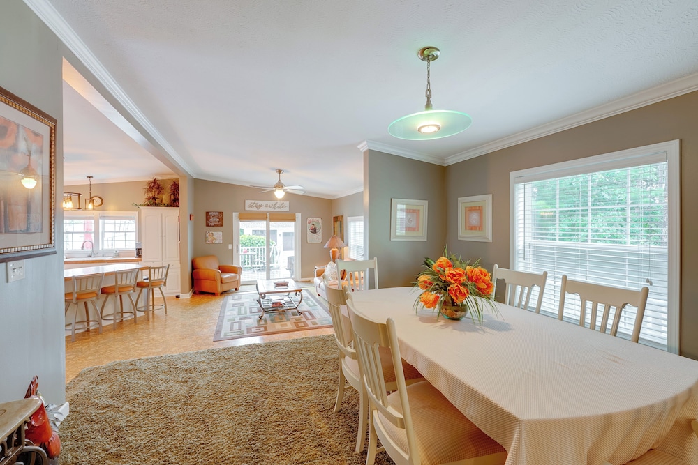 1 Mi to Silver Lake Sand Dunes: Family Gem w/ Yard