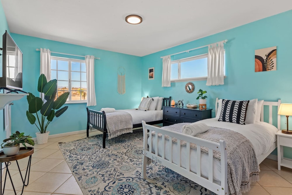 The Ranger Station - Fun Filled Outdoor Oasis view 5