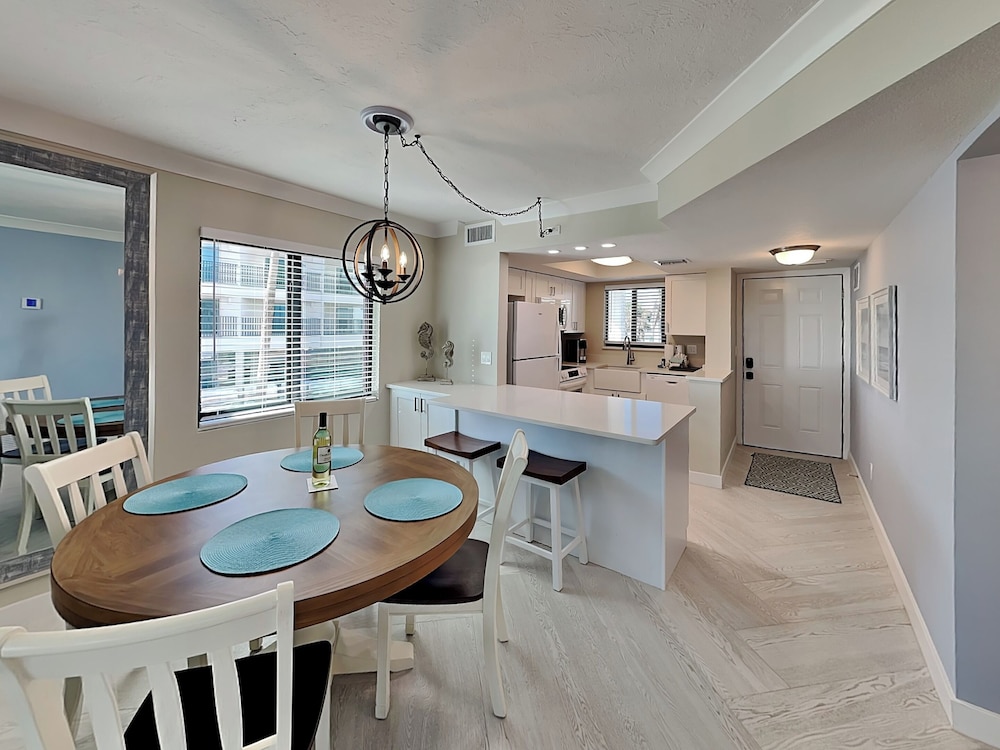 Seaside 1 by Distinctive Beach Rentals