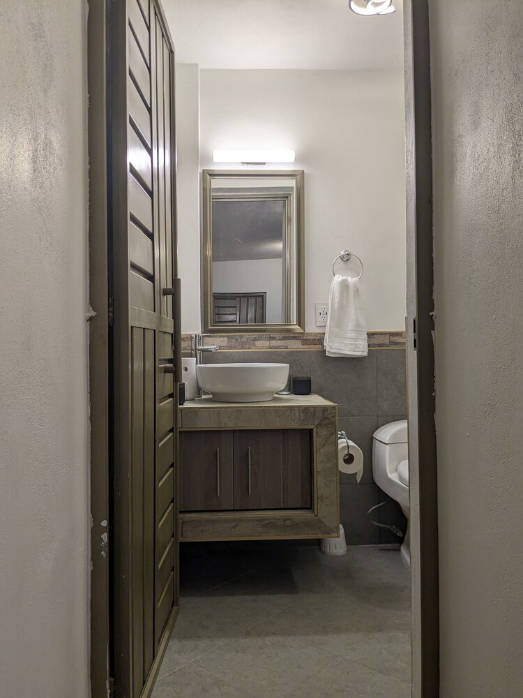 Photo 8