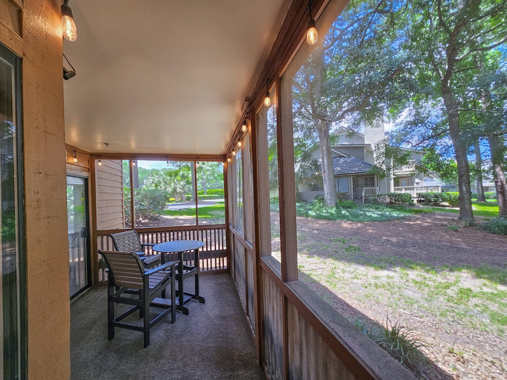 Serene 2 Bed, 2 Bath Lodge, With Amenities, 101ac 2 Bedroom Lodge