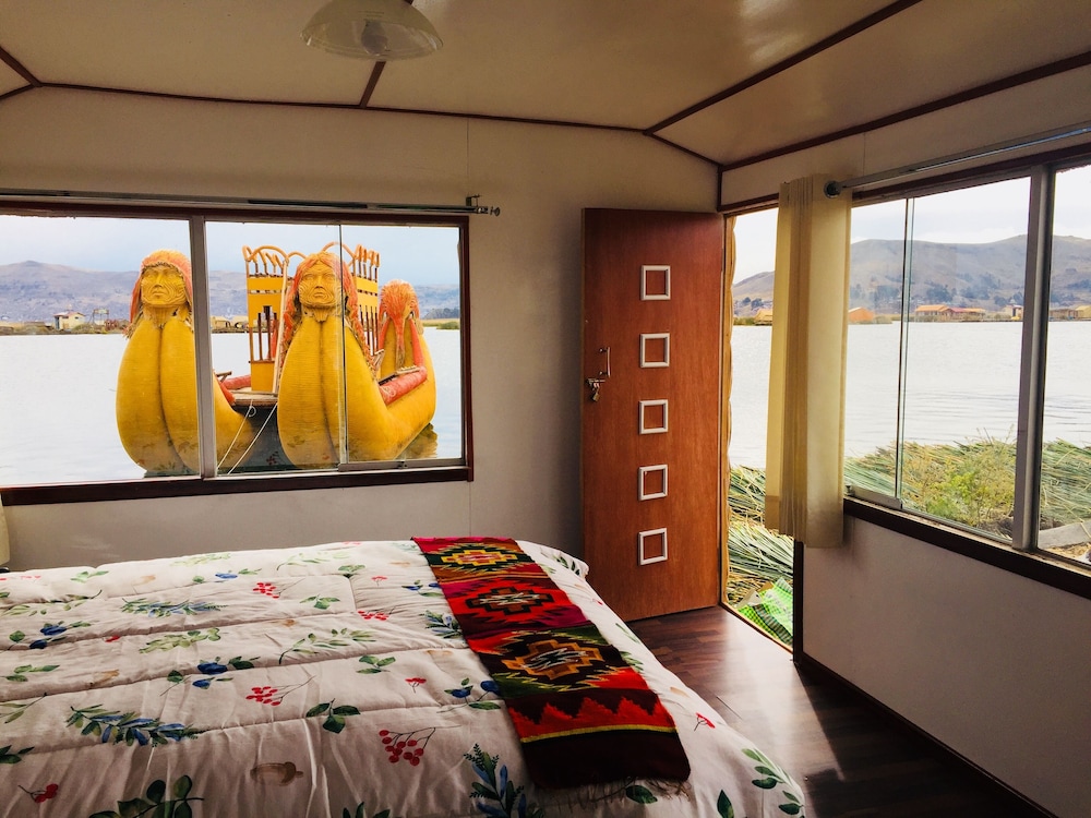 Paisajes del Titicaca Lodge view 4