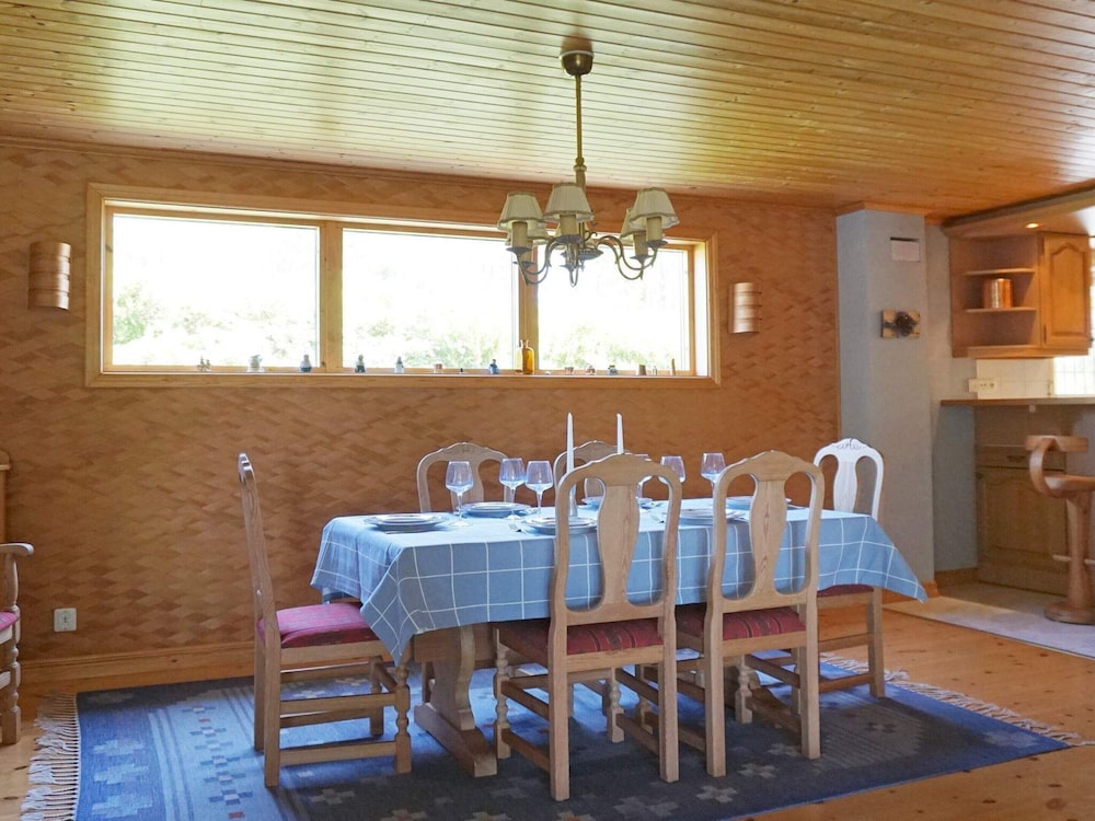 4 Star Holiday Home in Hamburgsund view 3