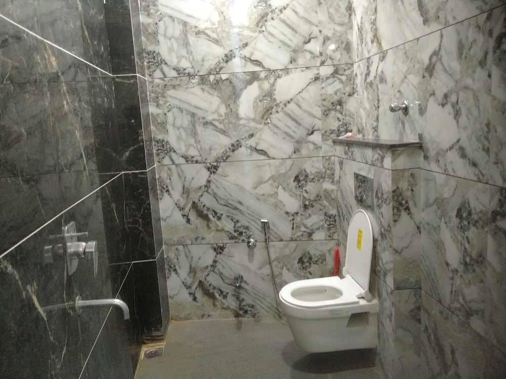 Shreeram guest house