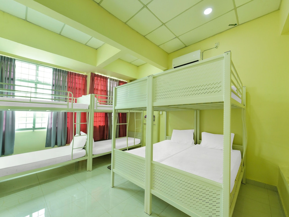 SPOT ON 90163 Kpfb Roomstay 2 - Hostel photo 8