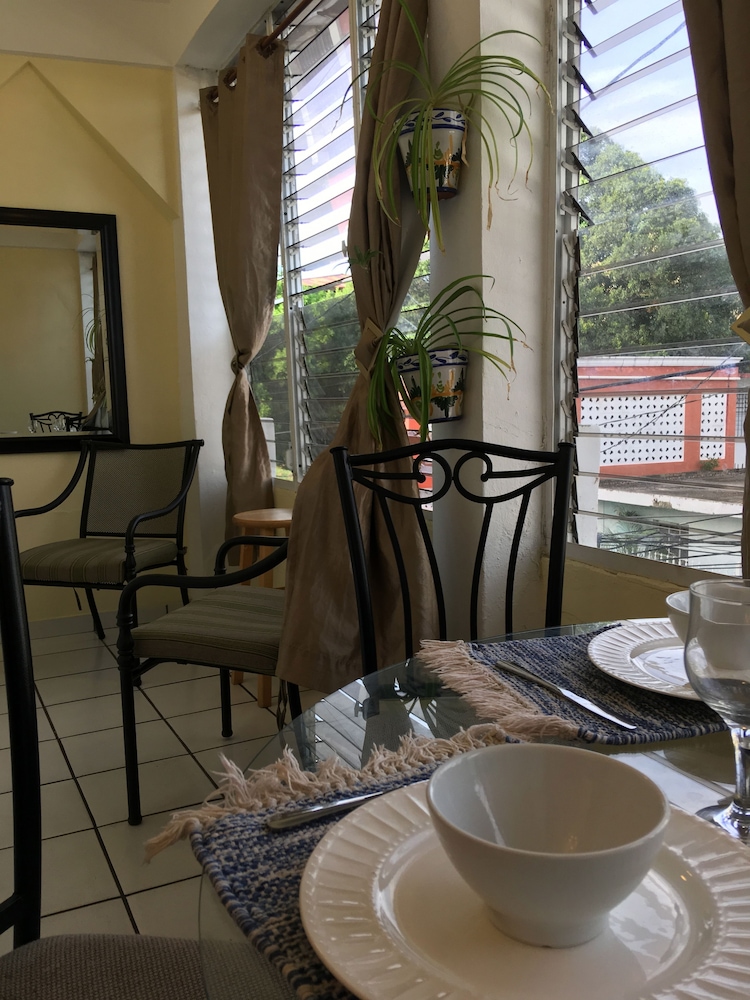 Posada Colonial Apartments