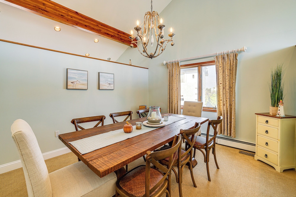 1 Block to Inlet Beach: Brigantine Family Home