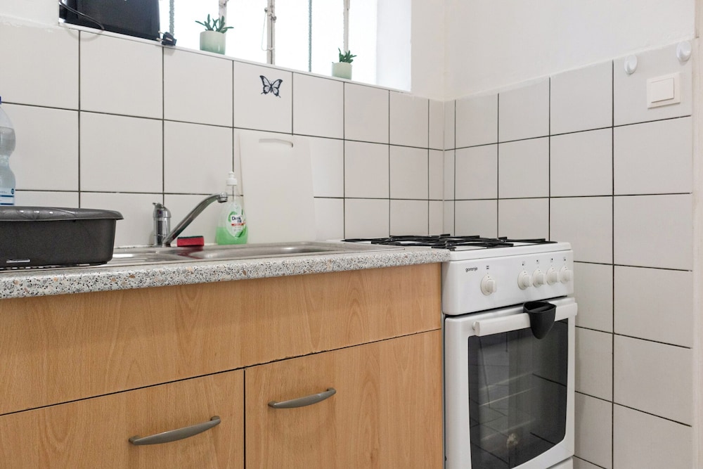 Elegant Room Shared Apt Heart of Vienna
