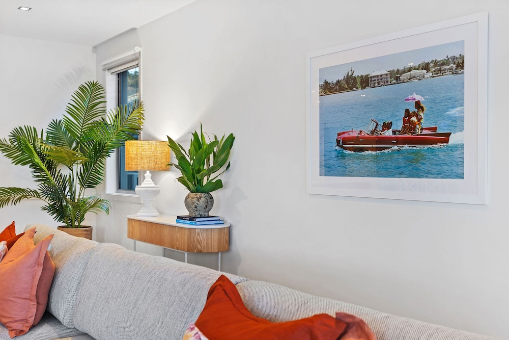 Waterfront Martha Cove Getaway 250m From Beach