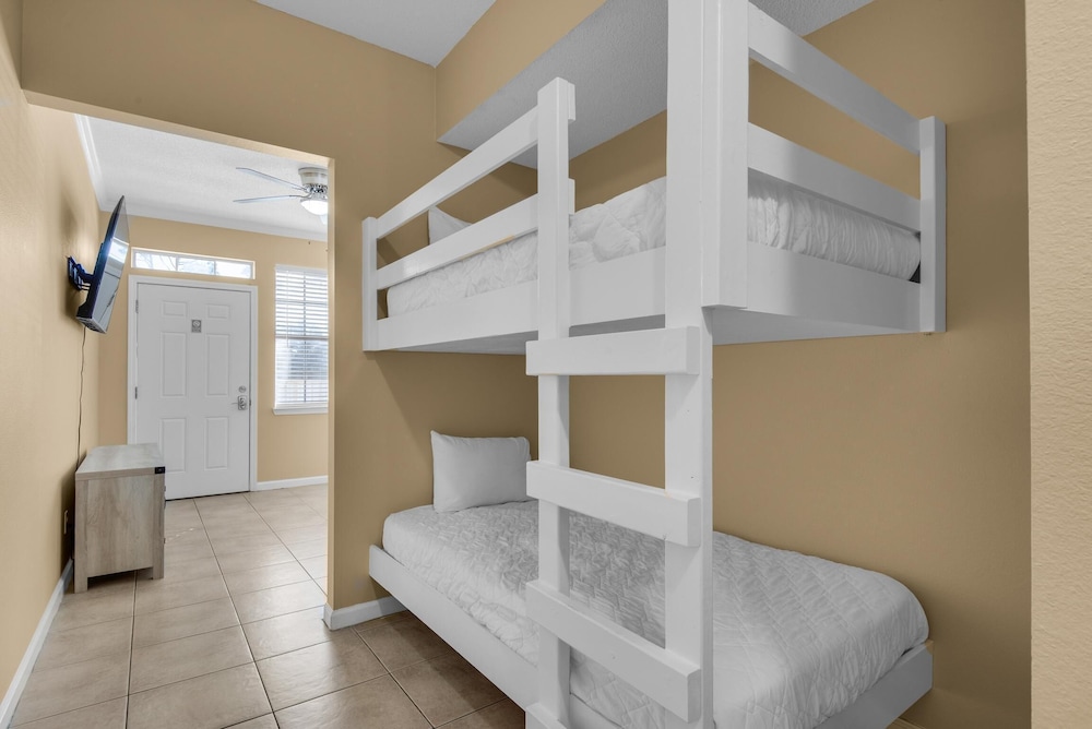 Poinciana Place #123