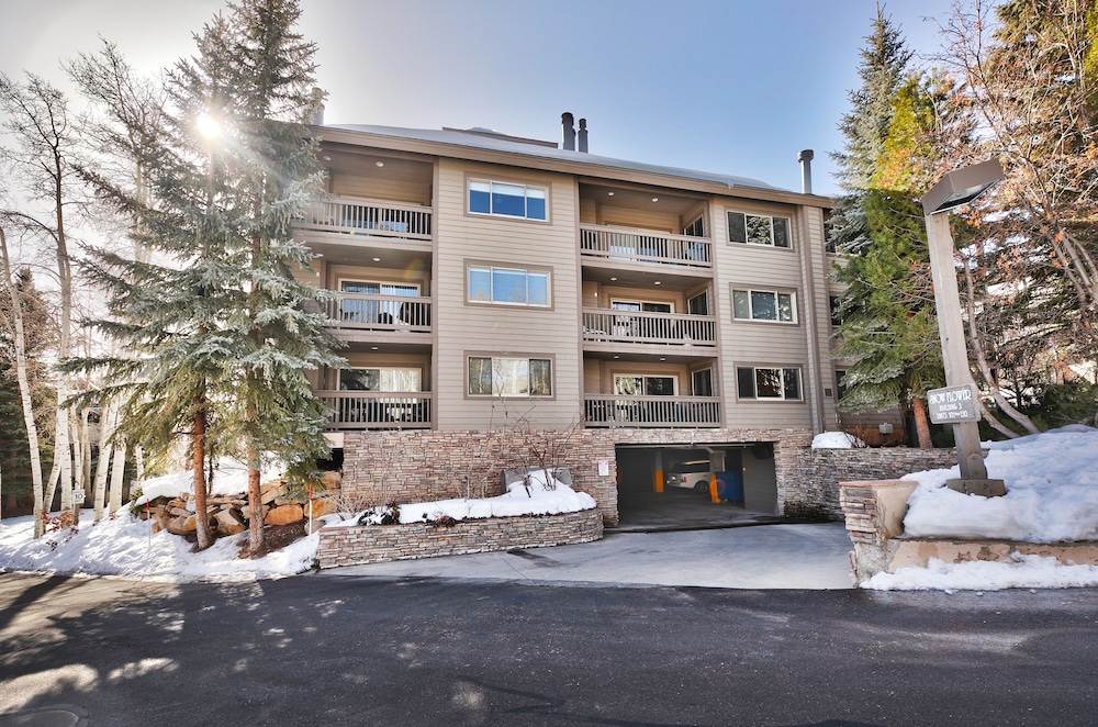 Park City Ski Resort - Snow Flower Vacation Homes