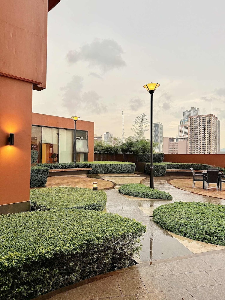 The Radiance Manila Bay
