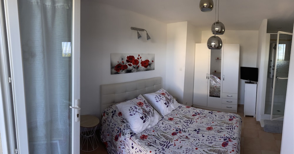 Chambre d'hôtes Les Cigales photo 2