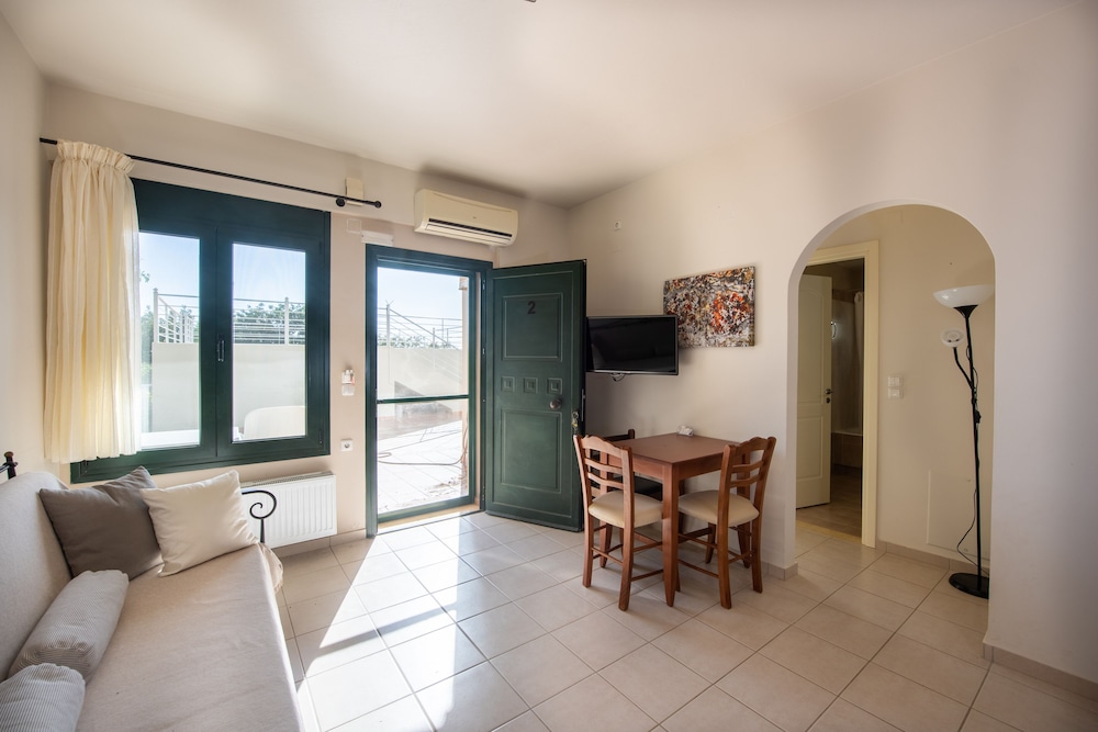 Portela Suites Kampoula