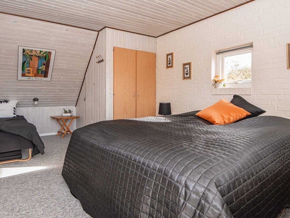 5 Person Holiday Home in Henne view 2