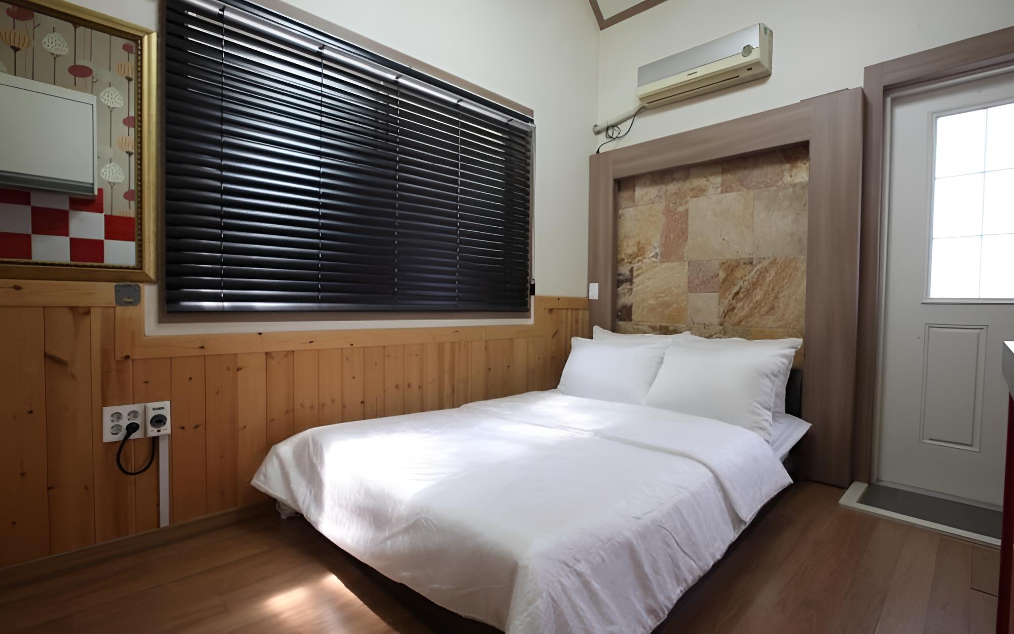 Chuncheon Pet Island Pension view 2