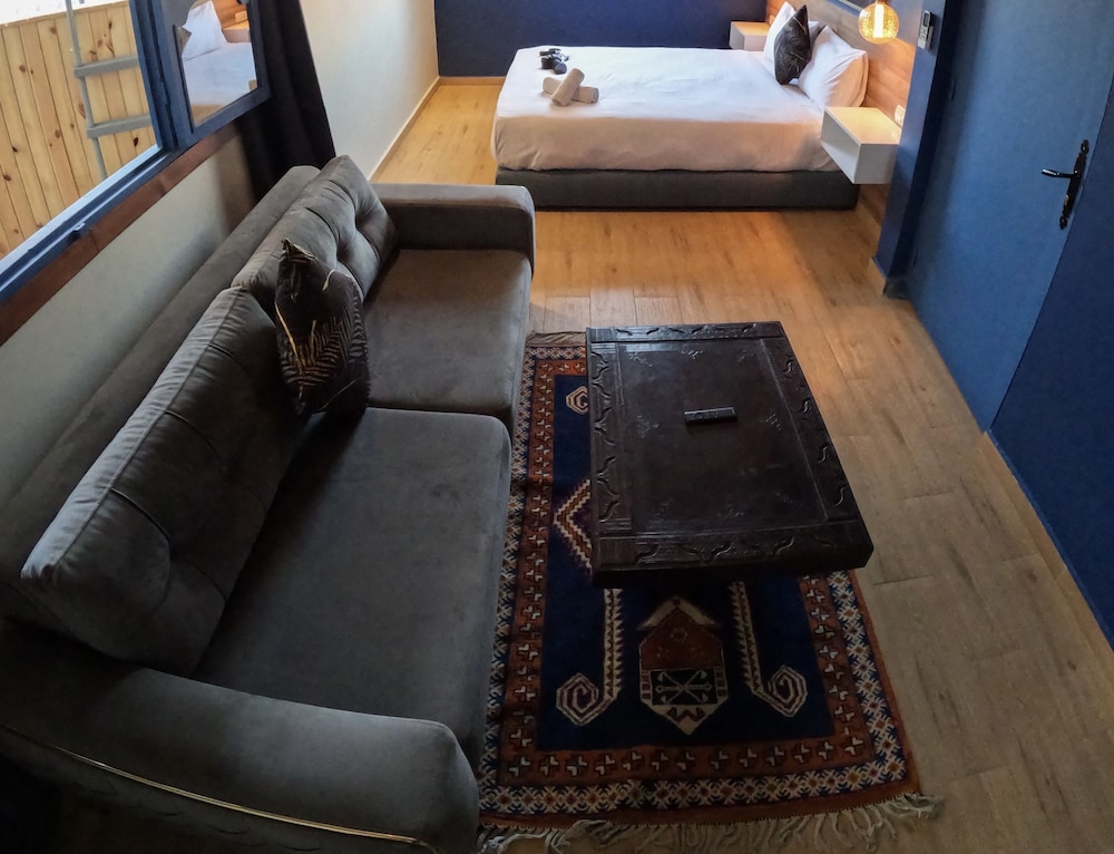 Photo 47