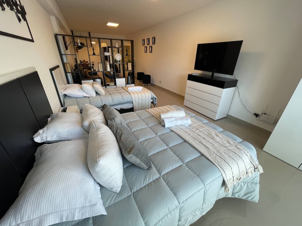 Luxury in San Telmo - Paseo de la Cisterna No6185