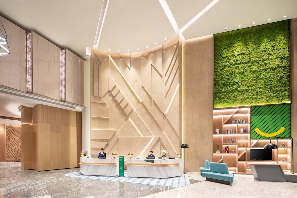 Holiday Inn Shanghai Nanjing Road by IHG 53