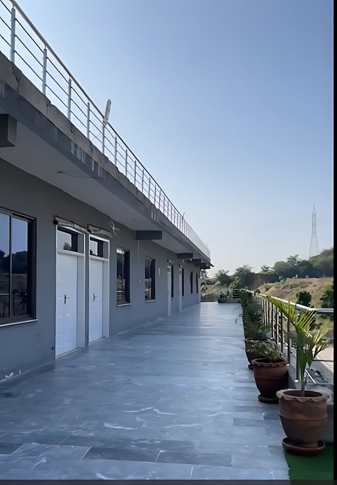 Anabia Guest House