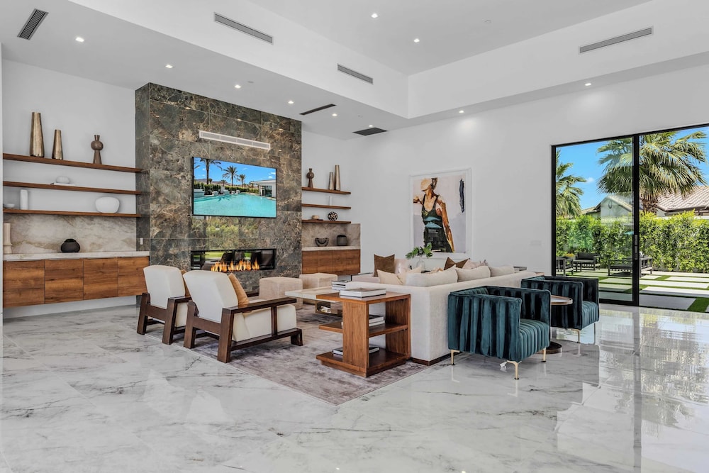 Sleeps 54 3 Luxury Villas w/ Pool + Spa, Pickleball Bravo by Avantstay