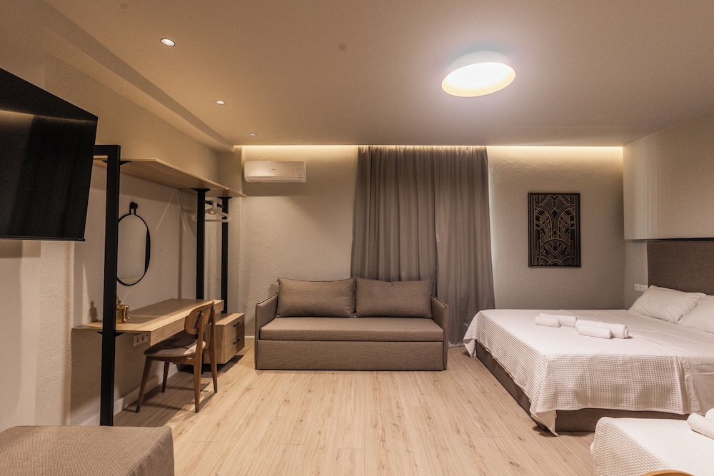 Noima Luxury Suites