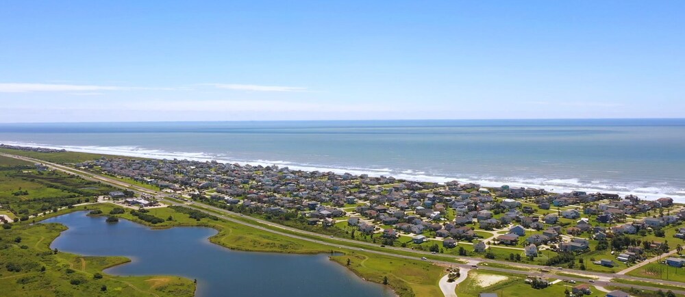 Molly's Dune by Ryson Vacation Rentals