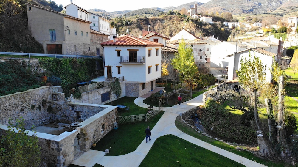 Accessible Rural Apartments La Rioja