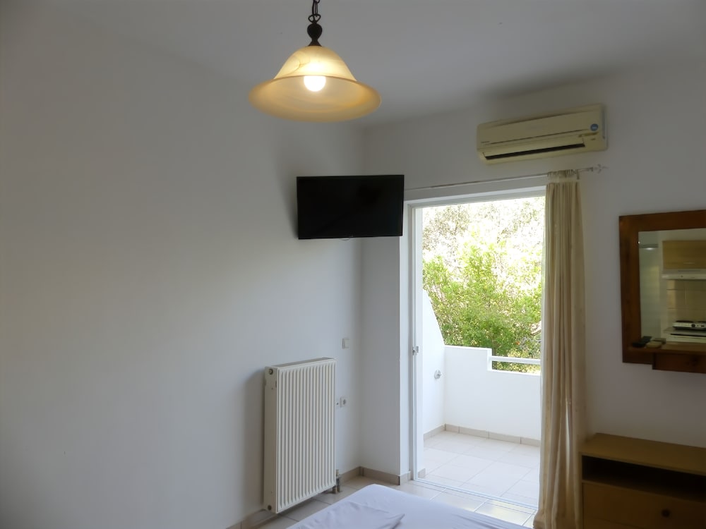 AMZ Apartments