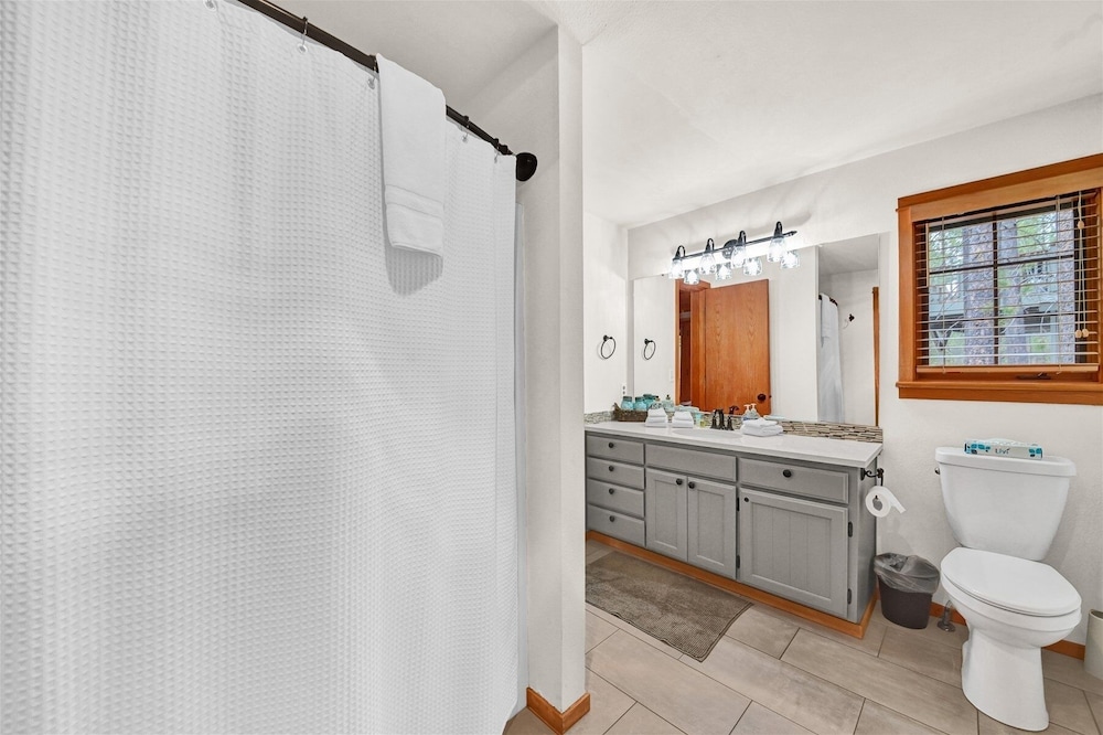 Otter 8 3 Bedroom Home