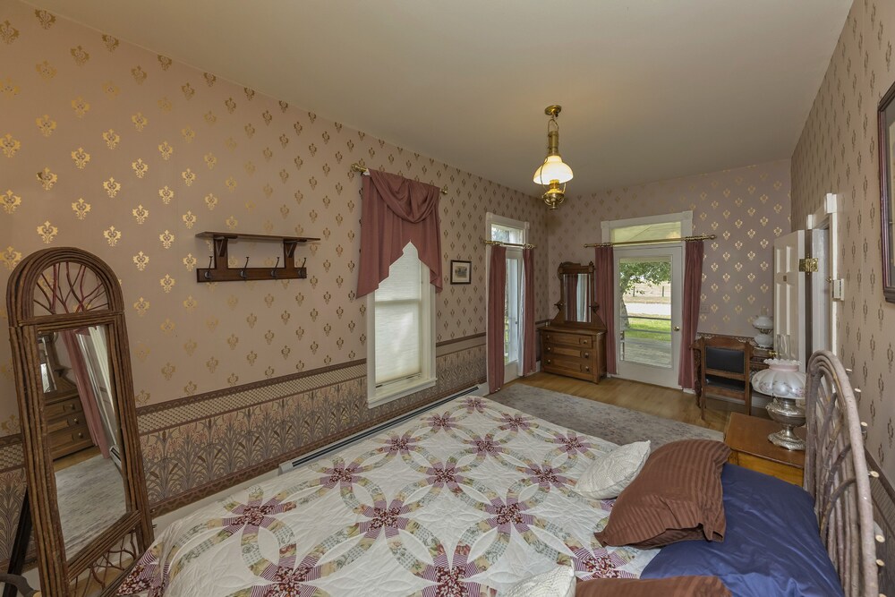 Buffalo Vacations - TA Ranch - Property Image 10