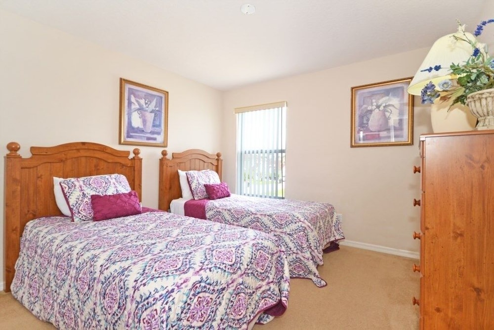 Corvina Villa 5 Bedroom Home by Redawning view 4