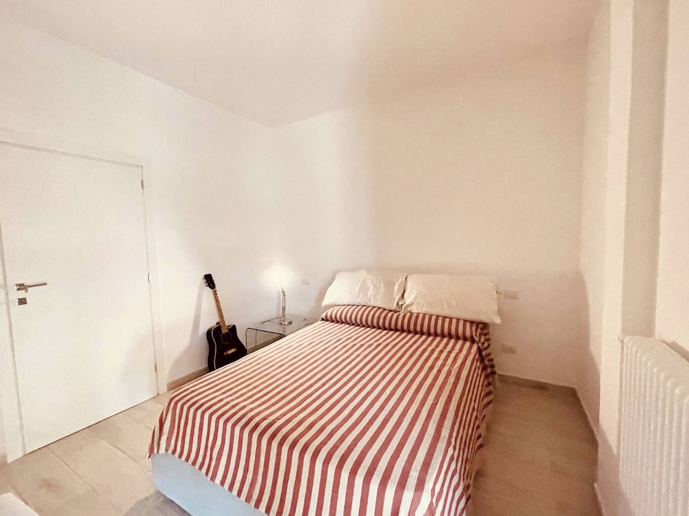 Charming Porto Santo Stefano Apartment With Pool Access