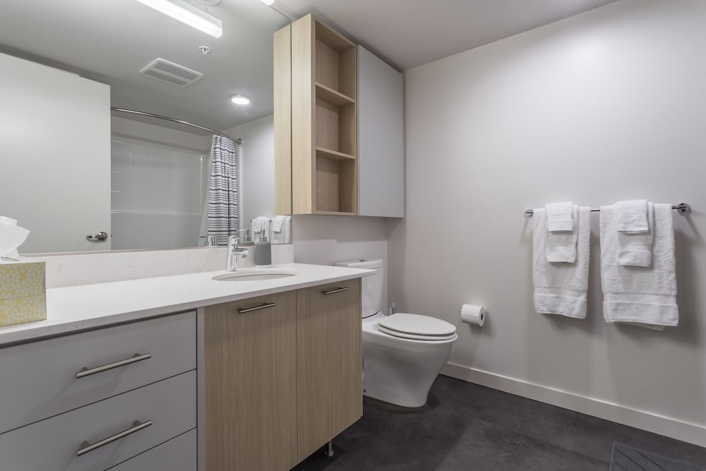 Domicile Suites at Cove