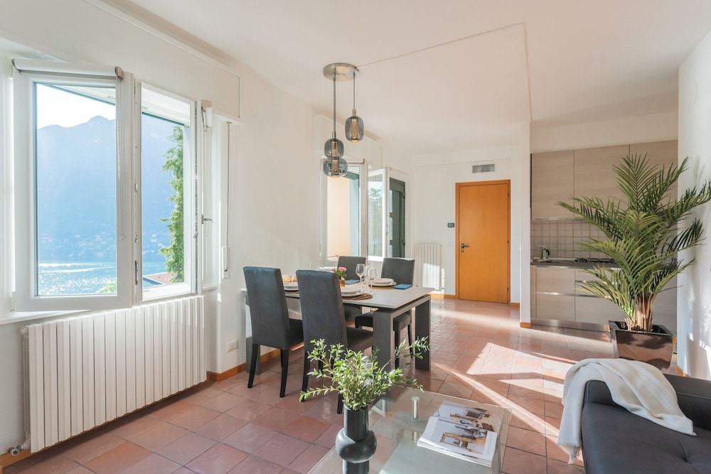 The Secret Lake View by Rent all Como