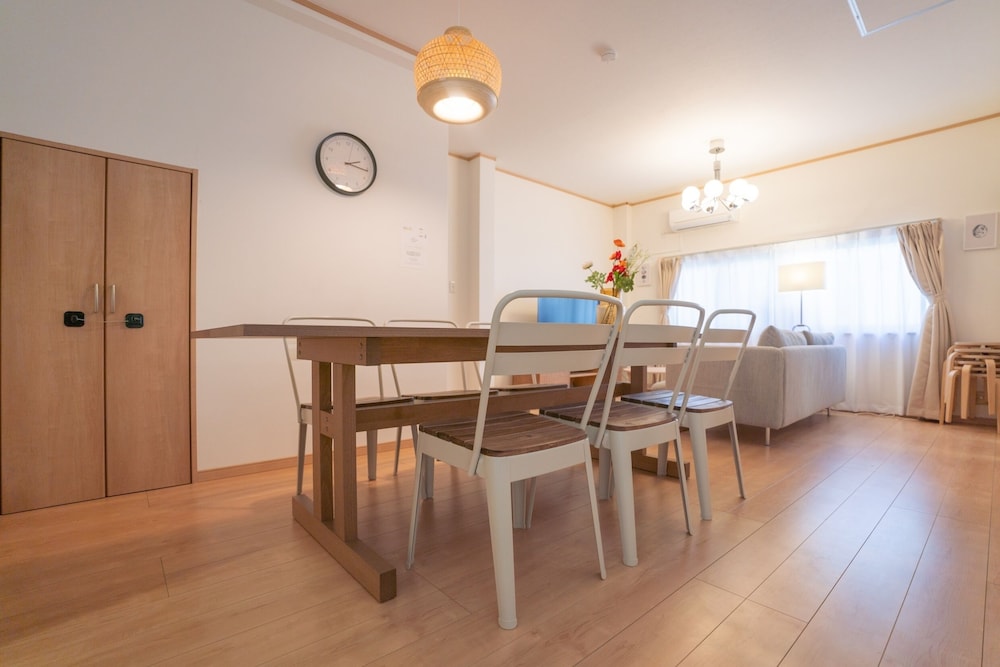 Osaka Maple Court