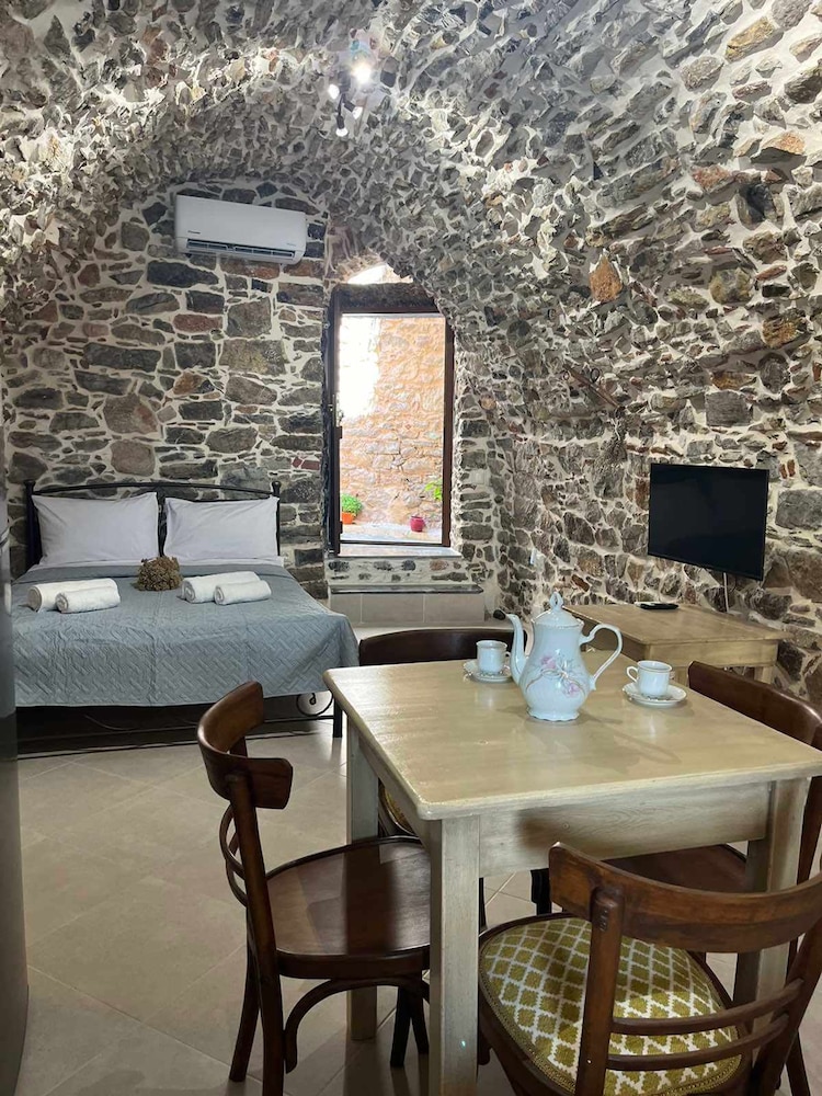Vlychos Olympi Lodge 1 - Chios Cozy Getaway