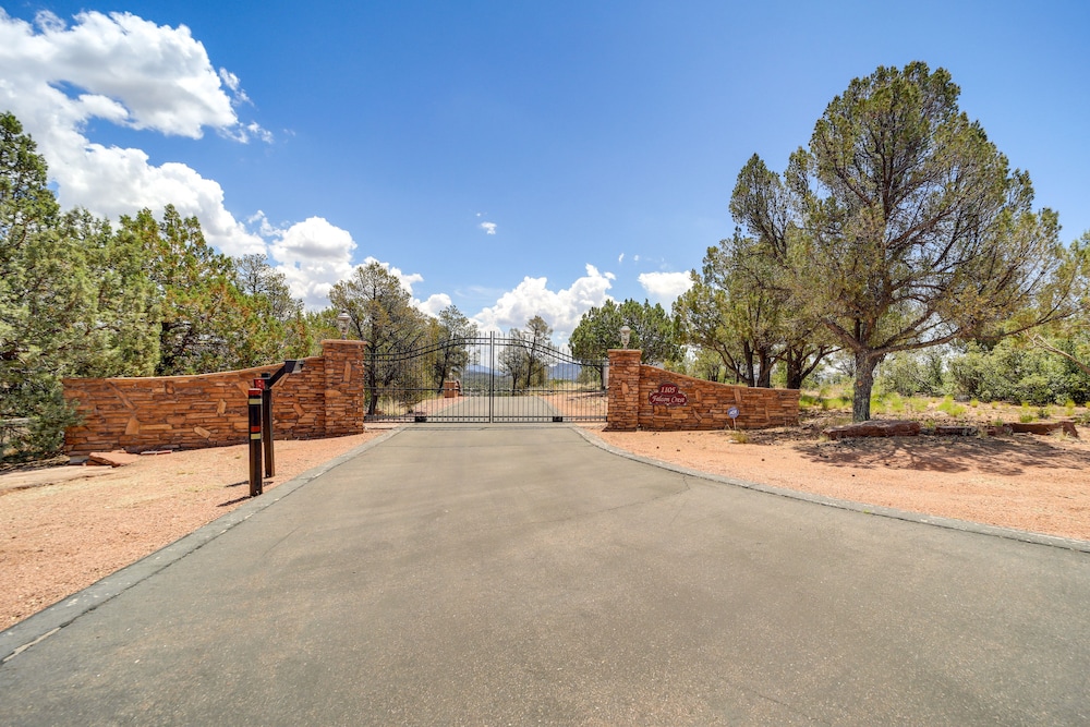Payson Vacations - Falconcrest Payson Cottage w/ Fire Pit  Views! - Property Image 3