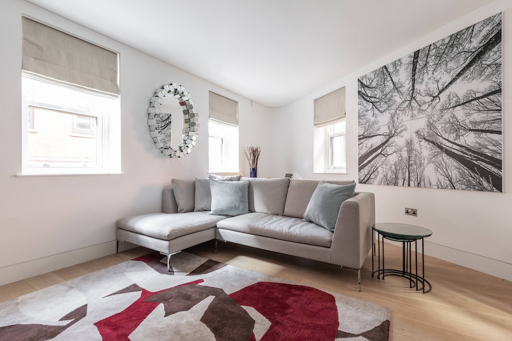 Hanway Street by Onefinestay