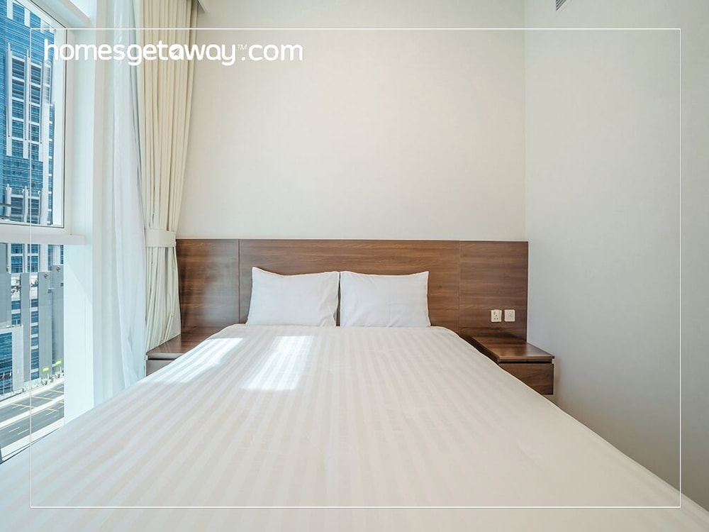 Contemporary 2BR Apt Fully Furnished