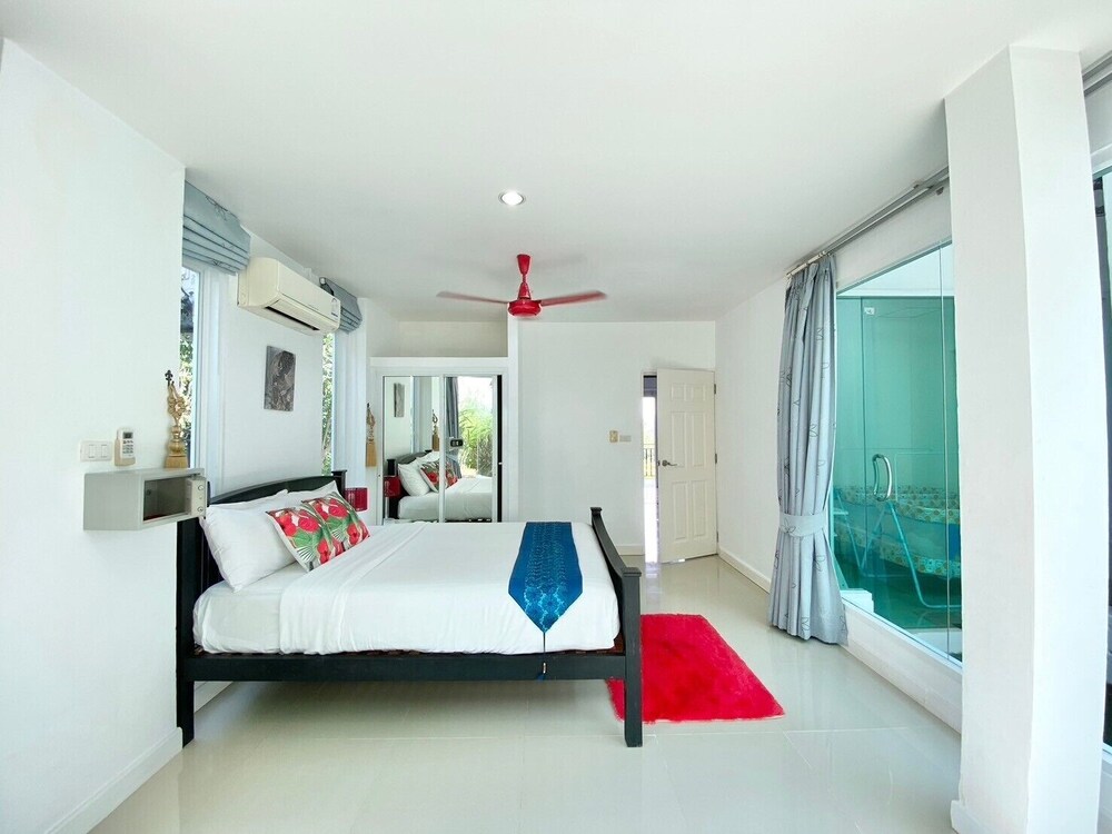 Private Pool Villa for Family & Friends