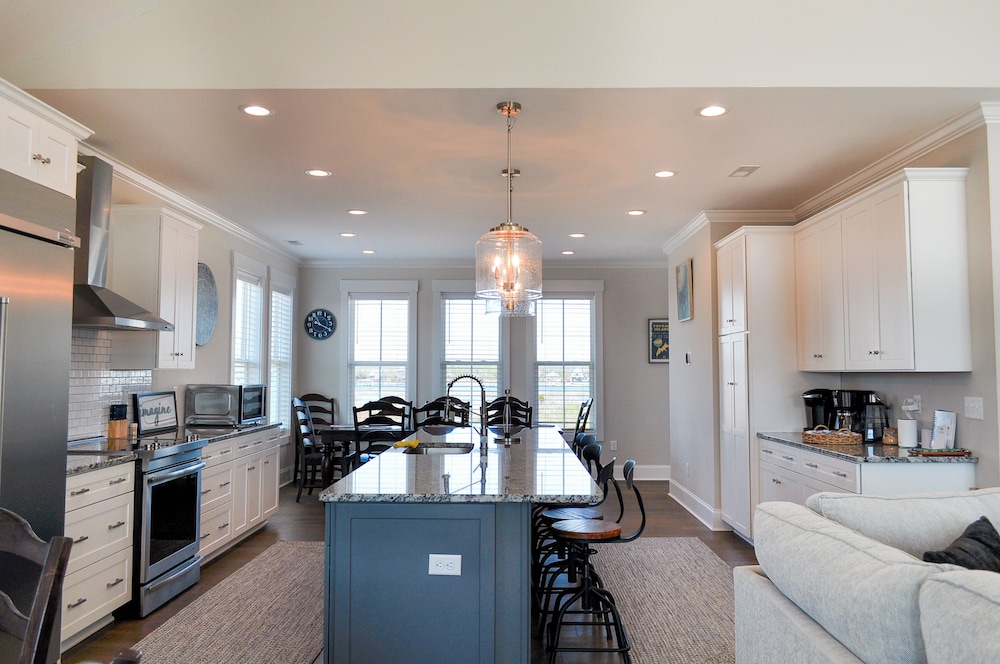 Family Tides by Topsail Realty