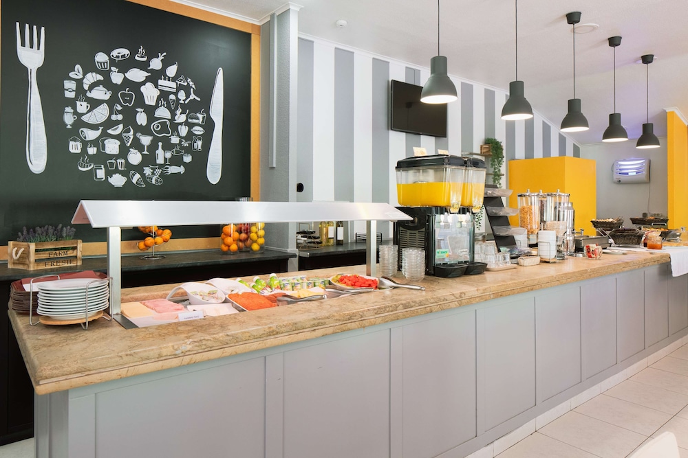 Setubal Vacations - Hotel Campanile Lisbon South - Setubal - Property Image 11