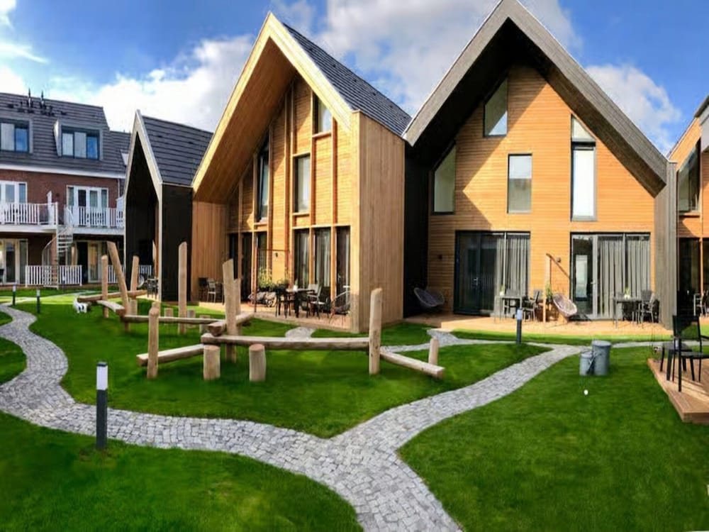 Cozy Lodge in the Center of Zoutelande
