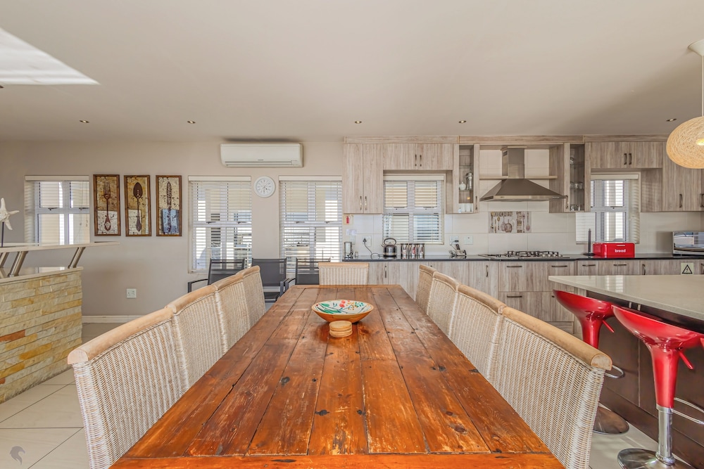 Seasons of Serenity, Langebaan 8-sleeper