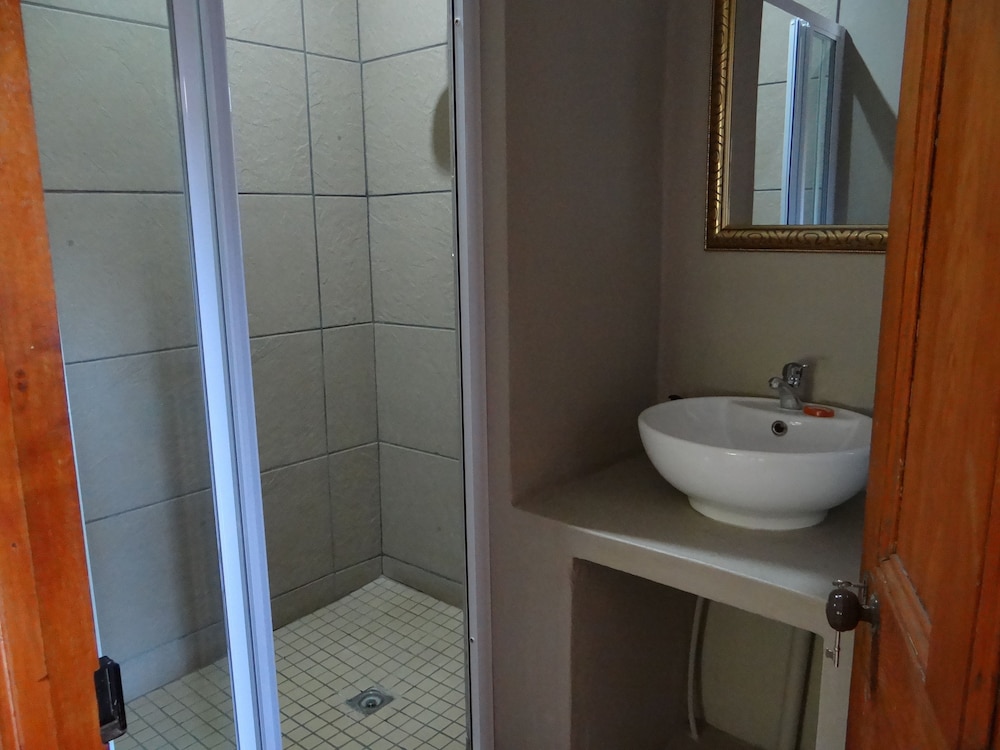 La Paix Guest House