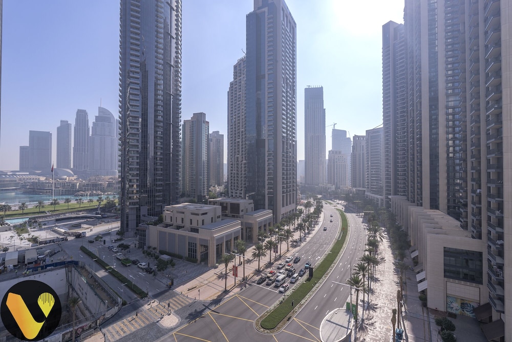 Burj Crown Burja Khalifa Foutain Views