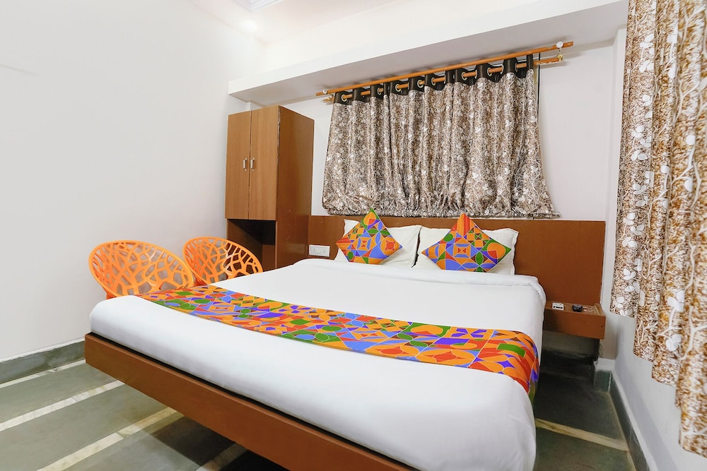 Fabhotel Peaceful Studio Aai Bungalow